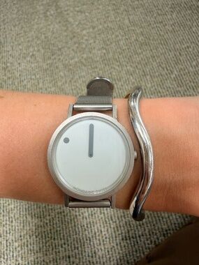 Picto Mondaine Swiss Designer Collection